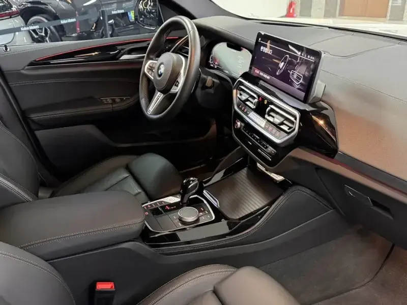2024 BMW X4 с пробегом 11 754 км