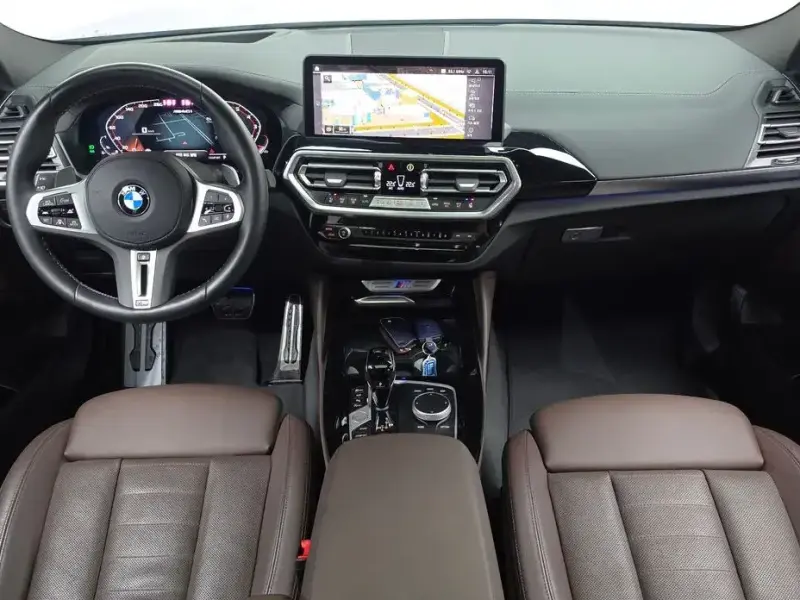 2024 BMW X4 с пробегом 18 233 км