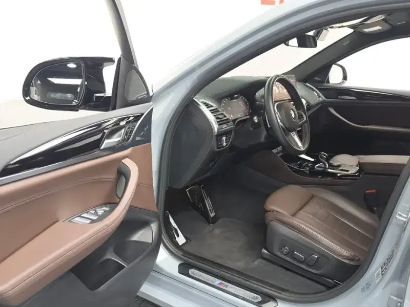 2024 BMW X4 с пробегом 18 233 км