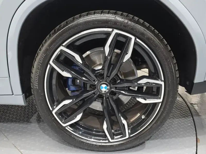 2024 BMW X4 с пробегом 18 233 км