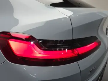 2024 BMW X4 с пробегом 18 233 км