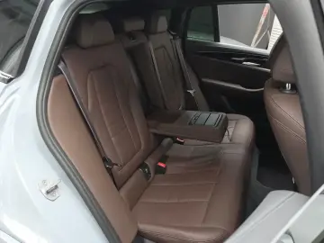 2024 BMW X4 с пробегом 18 233 км