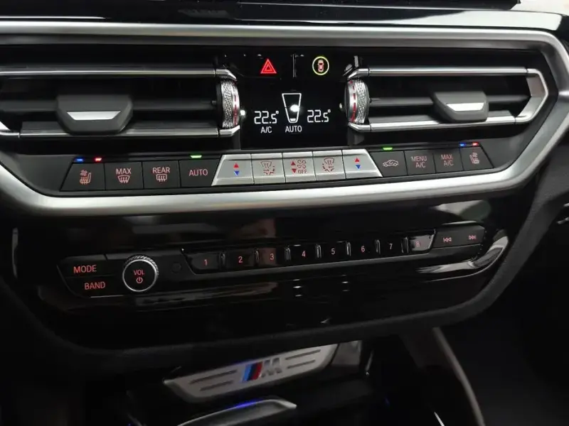 2024 BMW X4 с пробегом 18 233 км