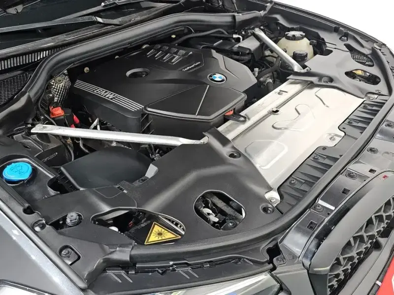 2023 BMW X4 с пробегом 52 684 км