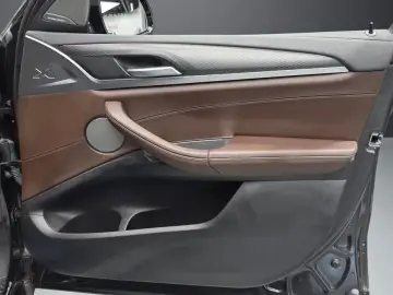 2023 BMW X4 с пробегом 29 131 км