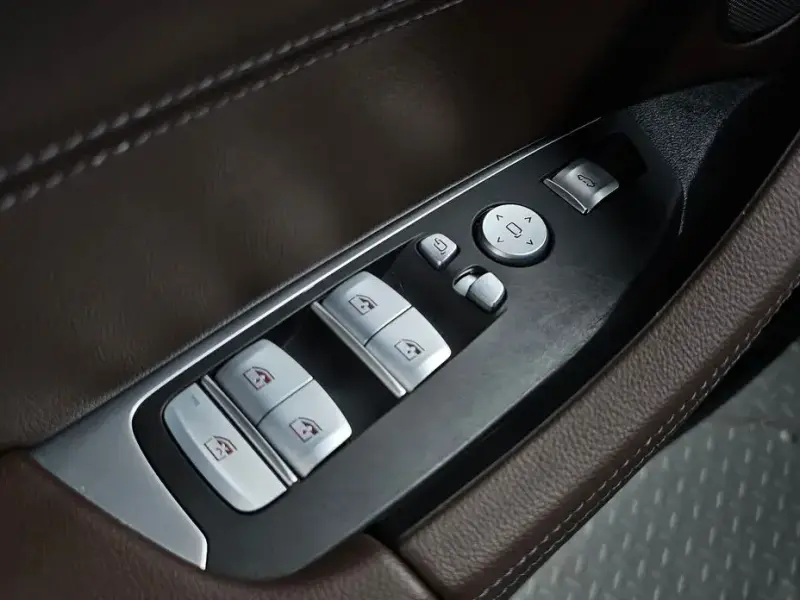 2023 BMW X4 с пробегом 52 684 км