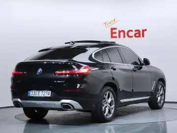 2023 BMW X4 с пробегом 72 347 км