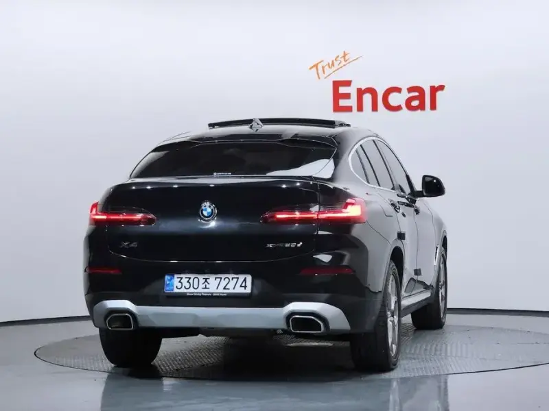 2023 BMW X4 с пробегом 72 347 км