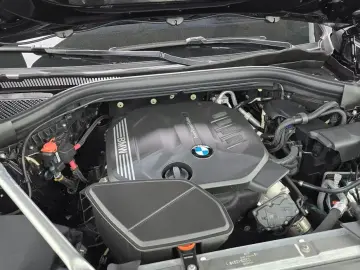 2025 BMW X4 с пробегом 4 404 км