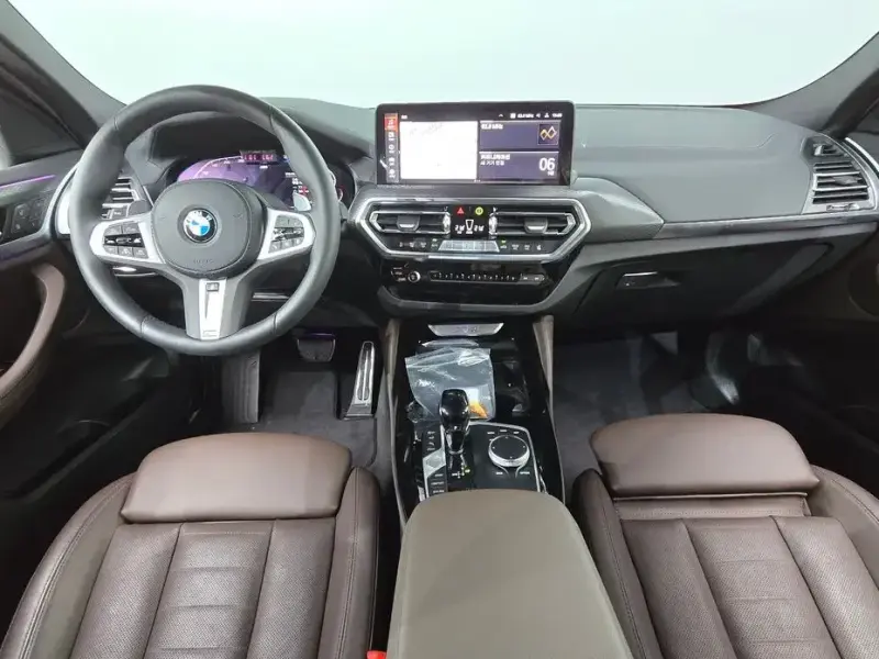 2025 BMW X4 с пробегом 4 404 км