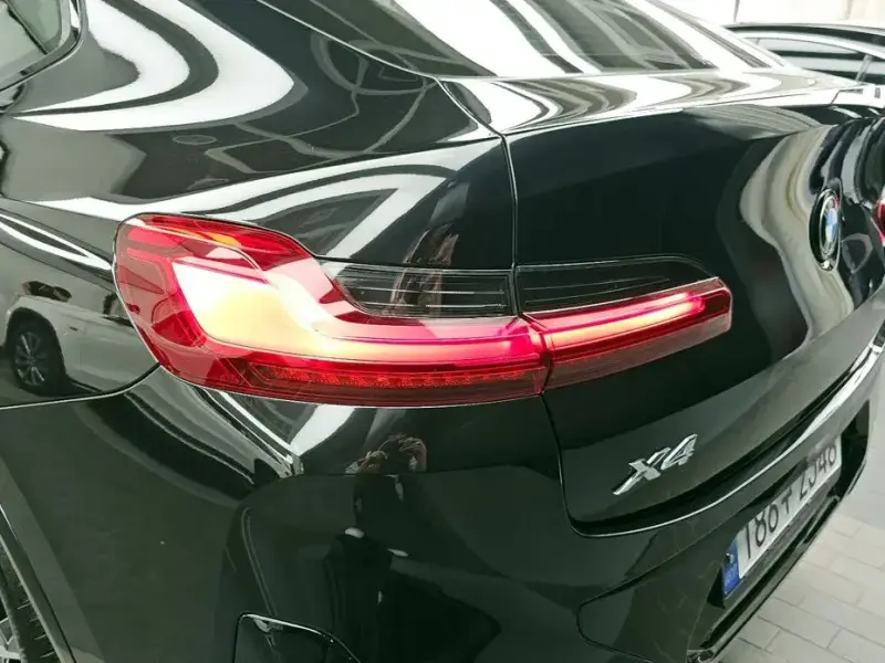 2023 BMW X4 с пробегом 34 160 км