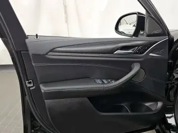 2023 BMW X4 с пробегом 34 160 км