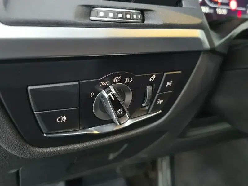 2025 BMW X4 с пробегом 4 404 км
