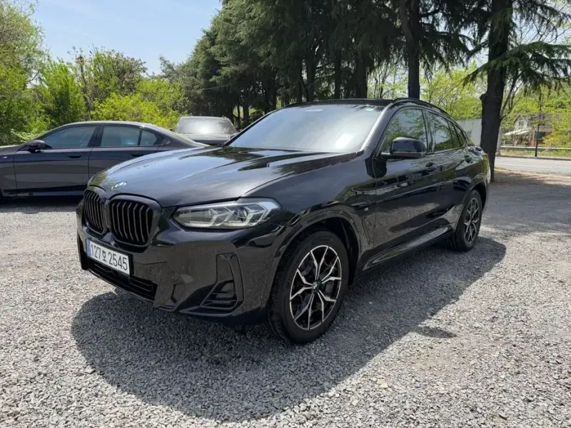 2023 BMW X4 с пробегом 63 000 км