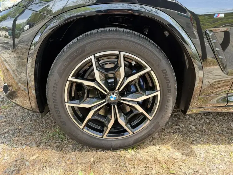 2023 BMW X4 с пробегом 63 000 км