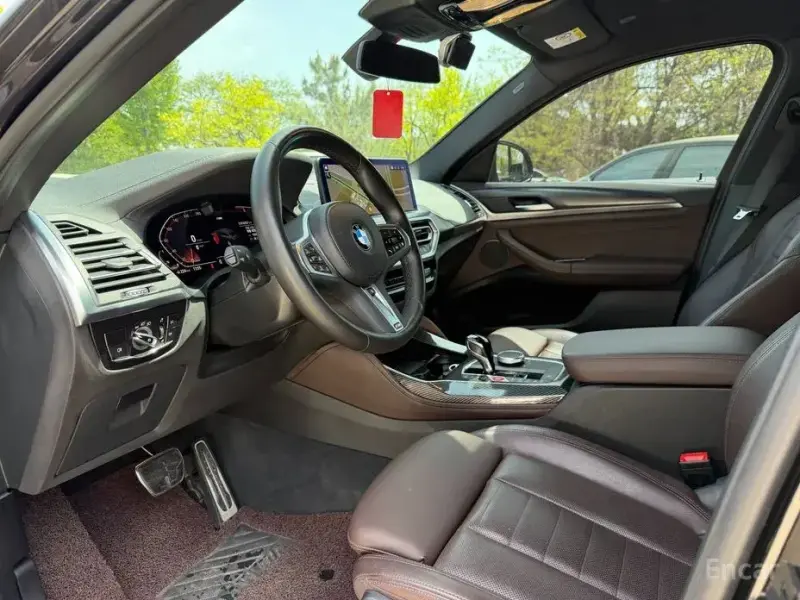 2023 BMW X4 с пробегом 63 000 км