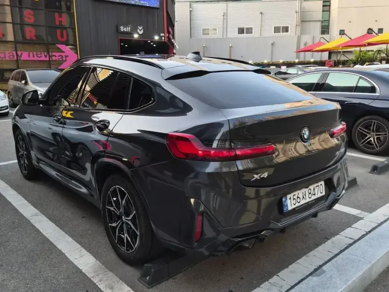 2023 BMW X4 с пробегом 51 086 км