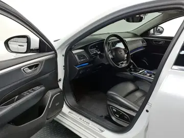 2022 Renault Samsung SM6 с пробегом 107 128 км