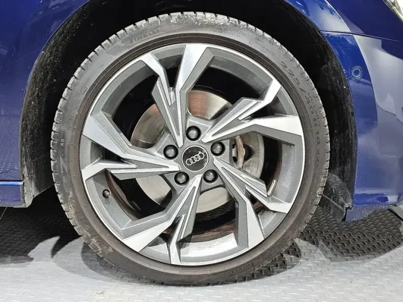 2023 Audi A3 с пробегом 10 411 км