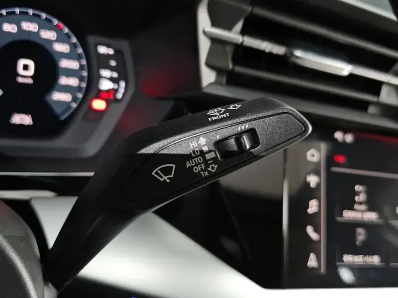2023 Audi A3 с пробегом 10 411 км