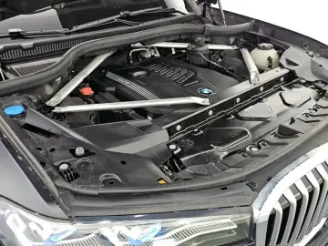 2022 BMW X7 с пробегом 108 078 км