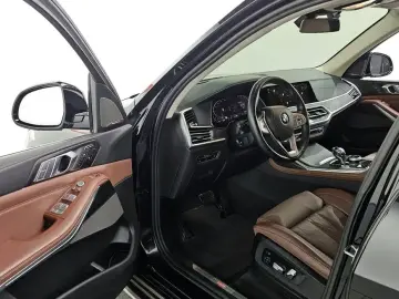 2022 BMW X7 с пробегом 108 078 км