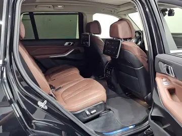 2022 BMW X7 с пробегом 108 078 км