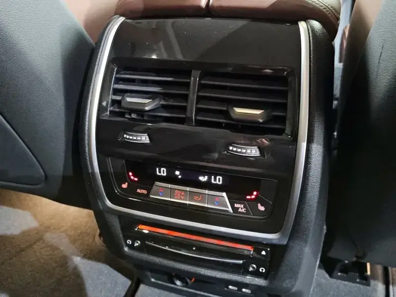 2022 BMW X7 с пробегом 108 078 км
