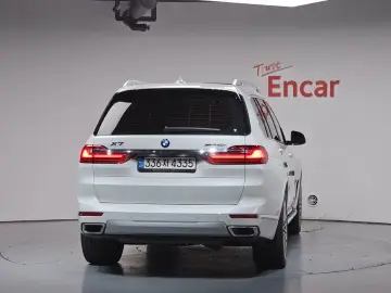 2022 BMW X7 с пробегом 95 666 км