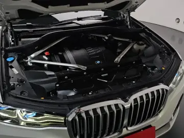 2022 BMW X7 с пробегом 95 666 км
