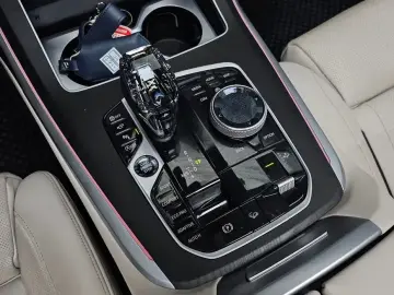 2022 BMW X7 с пробегом 95 666 км