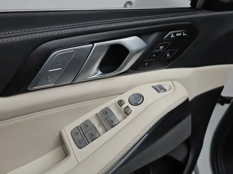 2022 BMW X7 с пробегом 95 666 км