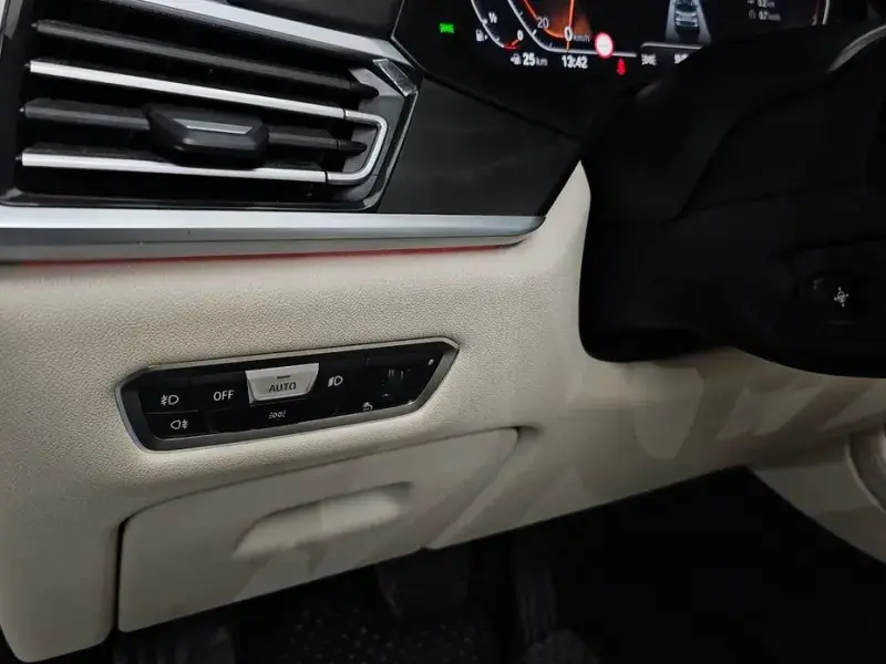 2022 BMW X7 с пробегом 95 666 км