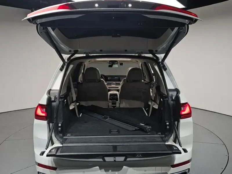 2022 BMW X7 с пробегом 95 666 км
