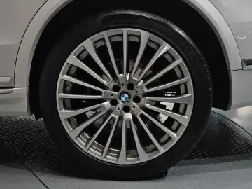 2022 BMW X7 с пробегом 95 666 км