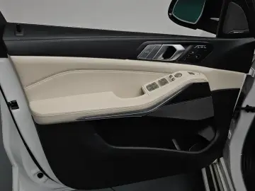 2022 BMW X7 с пробегом 95 666 км