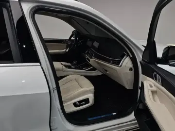 2022 BMW X7 с пробегом 95 666 км