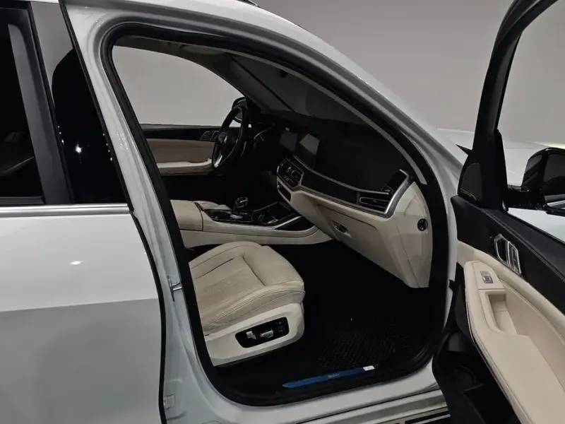 2022 BMW X7 с пробегом 95 666 км