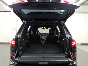 2022 BMW X7 с пробегом 30 083 км