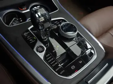 2022 BMW X7 с пробегом 28 870 км