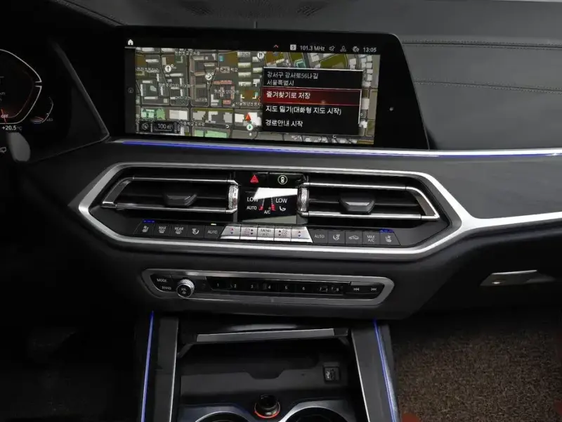 2022 BMW X7 с пробегом 28 870 км