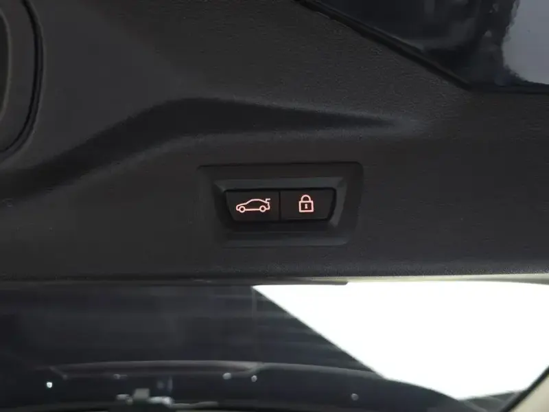 2022 BMW X7 с пробегом 28 870 км
