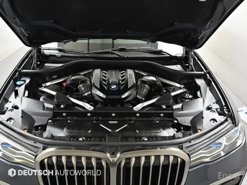 2022 BMW X7 с пробегом 97 929 км