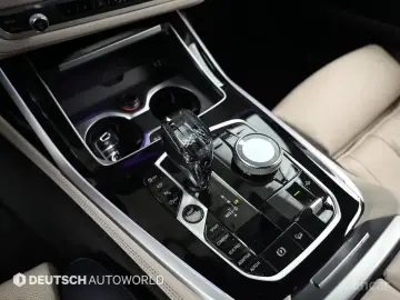 2022 BMW X7 с пробегом 97 929 км