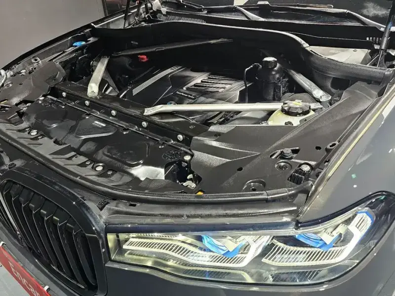 2022 BMW X7 с пробегом 37 669 км