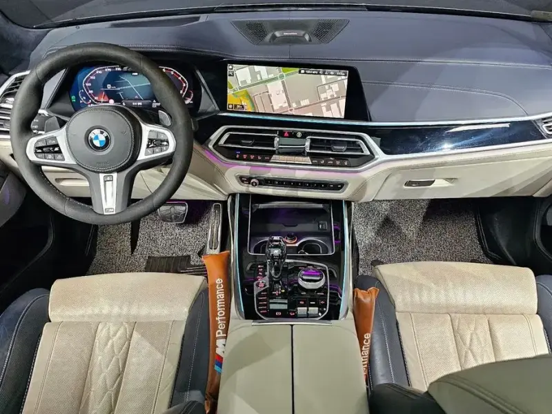 2022 BMW X7 с пробегом 37 669 км