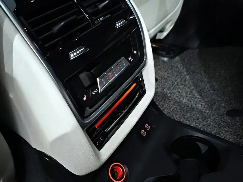 2022 BMW X7 с пробегом 37 669 км