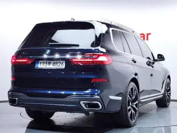 2022 BMW X7 с пробегом 72 361 км