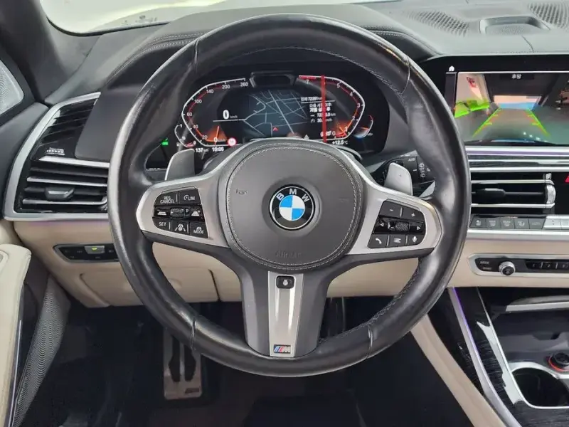 2022 BMW X7 с пробегом 72 361 км