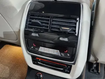 2022 BMW X7 с пробегом 72 361 км
